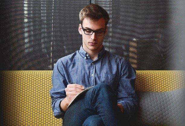 peluang bisnis online freelancer