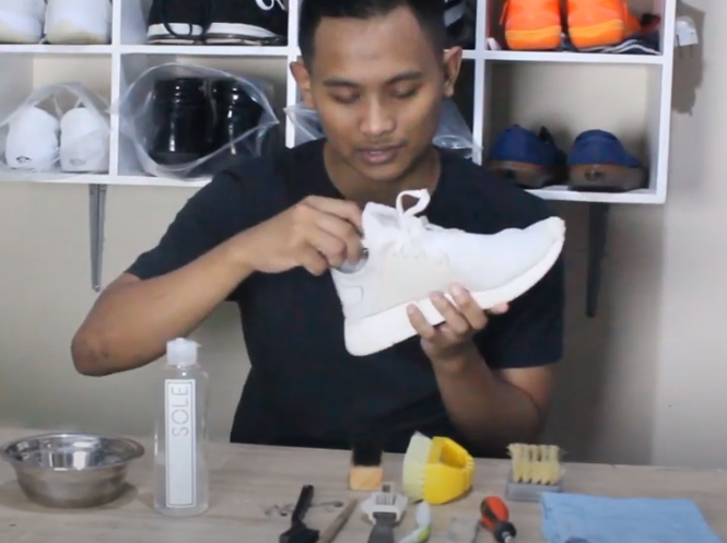 memulai bisnis laundry sepatu